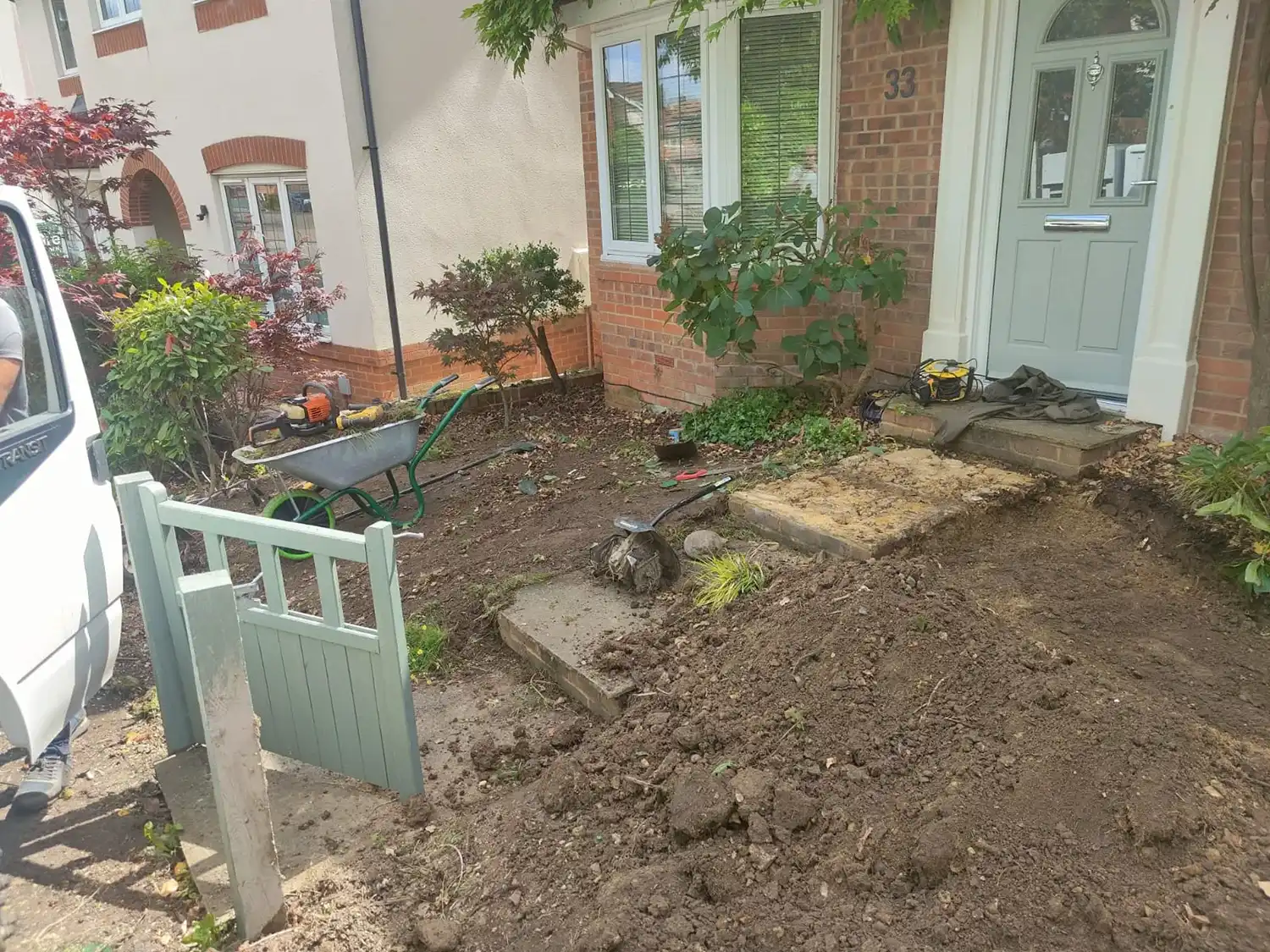 garden before 4
